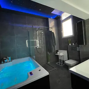 Rooms&single Private Spa Sauna&jacuzzi 4rent Debreţin