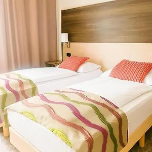 Arion Cityhotel Otel