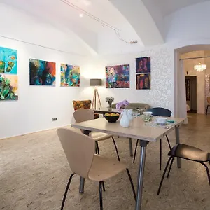 Laer Hundertwasserhaus Apartament