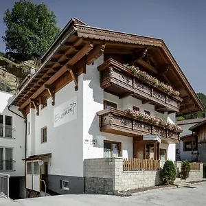 Appartement Garni Enzian 